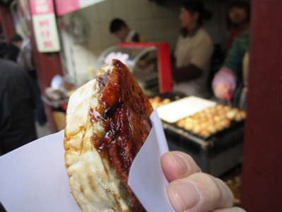 海棠糕(ハイタンガオ)という今川焼のようなお菓子